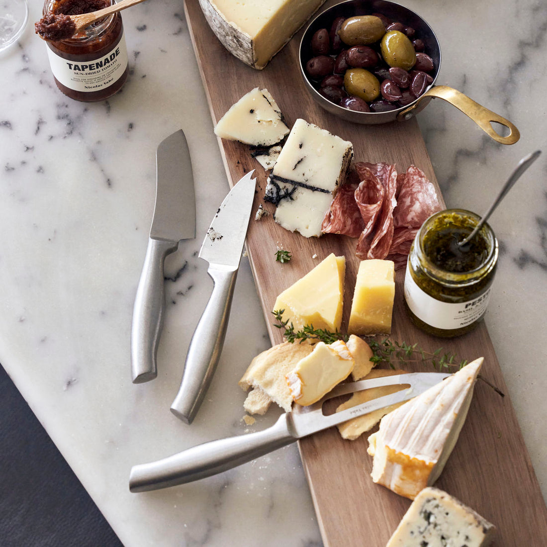 Nicolas Vahe-Osteknive, Fromage
