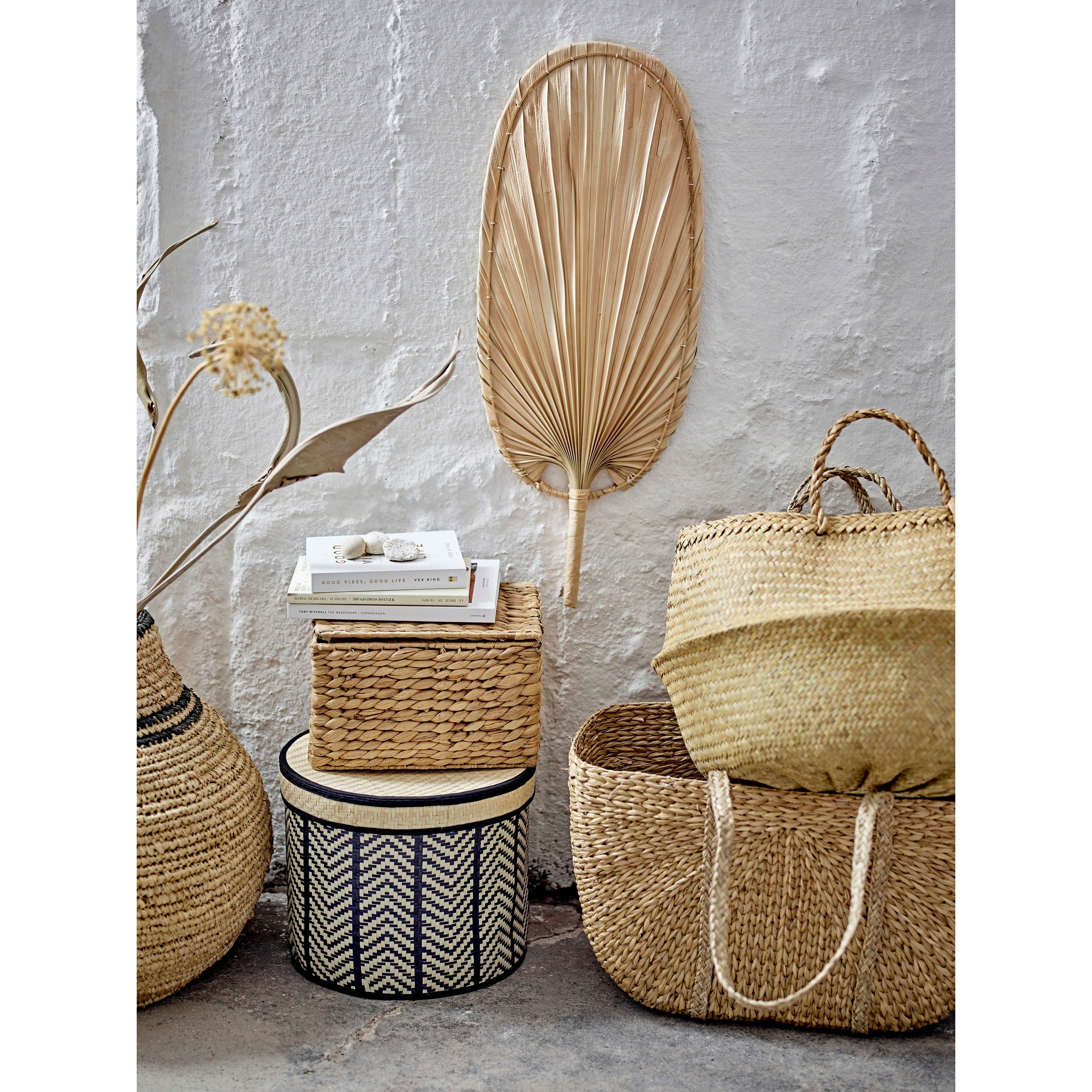 Bloomingville Islim Kurv m/Låg, Sort, Palm leaf - Bloomingville - DesignGaragen.dk