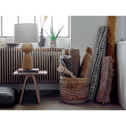 Bloomingville Bloomingville Aby Tæppe, Sort, Jute - DesignGaragen.dk.