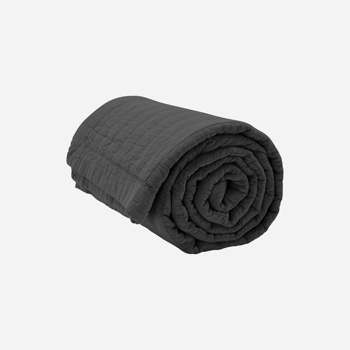 By Nord-Vatteret sengetæppe, Magnhild, Coal-l: 280 cm, w: 160 cm