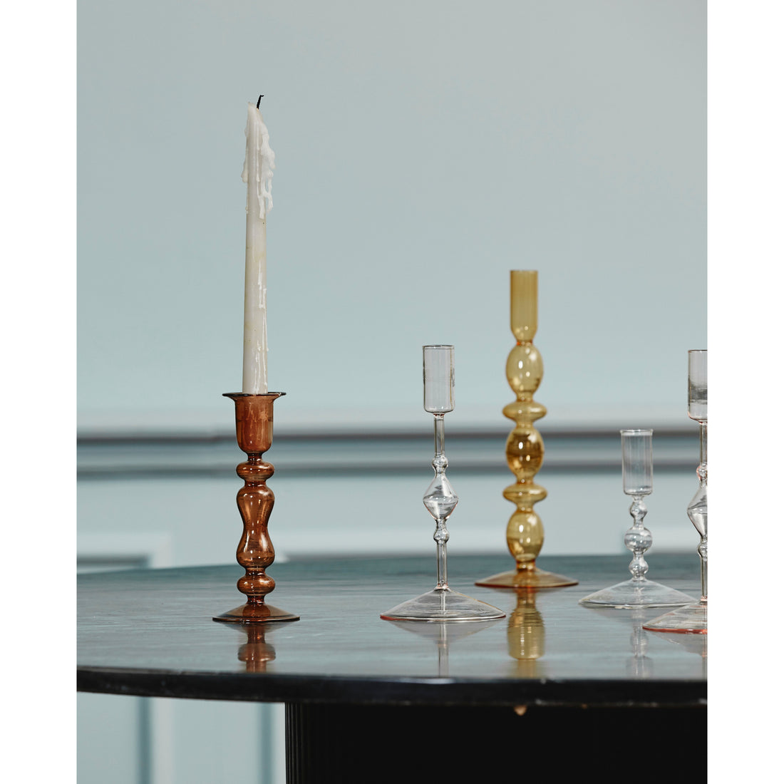 Nordal - CHIROS lysestage i glas - h27 cm - ravgul