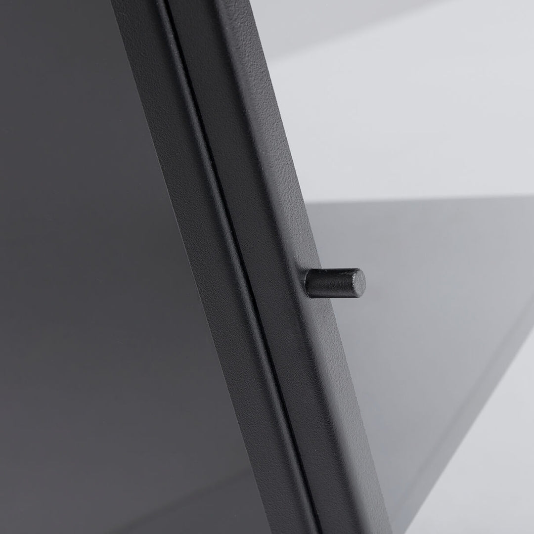 Muubs Skab Atlanta S - Sort m/grå glas - Jern og hærdet glas - W: 30 H: 70 D: 20 cm - DesignGaragen.dk.