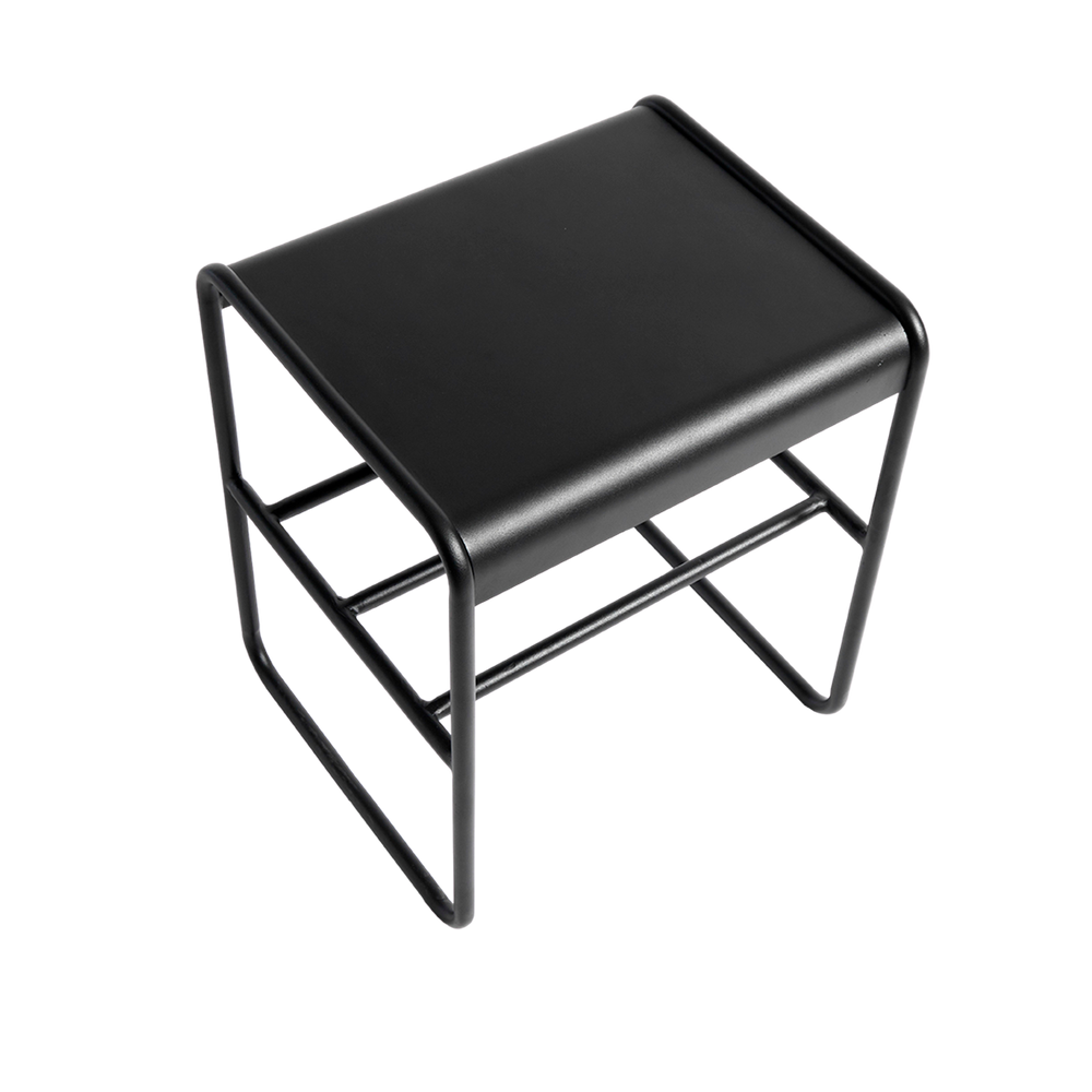Muubs Taburet Copenhagen - Sort - Jern tube Ø16/Metal plade 2mm - W40 H47 D35cm - DesignGaragen.dk.