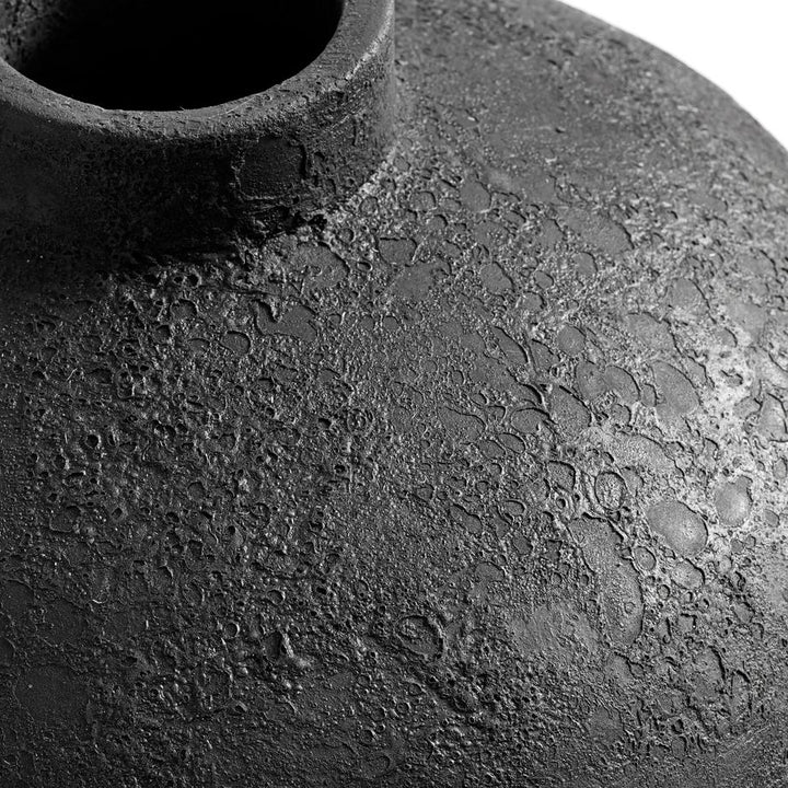Muubs Krukke Luna Black 80 - Sort - Terracotta - H: 80 Ø: 45 cm - DesignGaragen.dk.