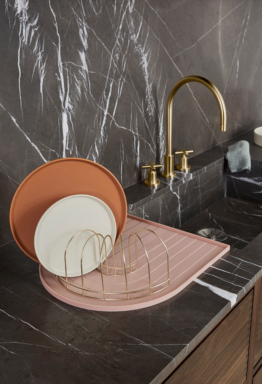 OYOY LIVING Opvaskestativ - Messing