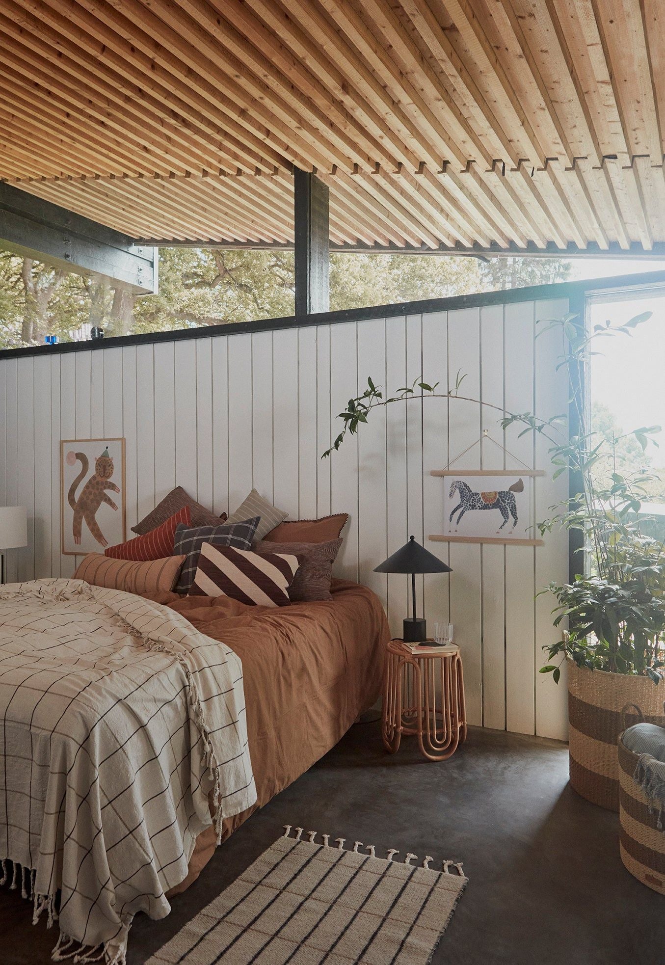 OYOY LIVING Regnbue Skammel