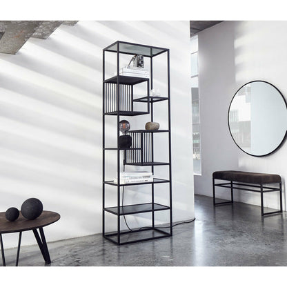 Muubs Reol Denver High - Sort - Jern/glas - W: 60 H: 190 D: 35 cm - DesignGaragen.dk.