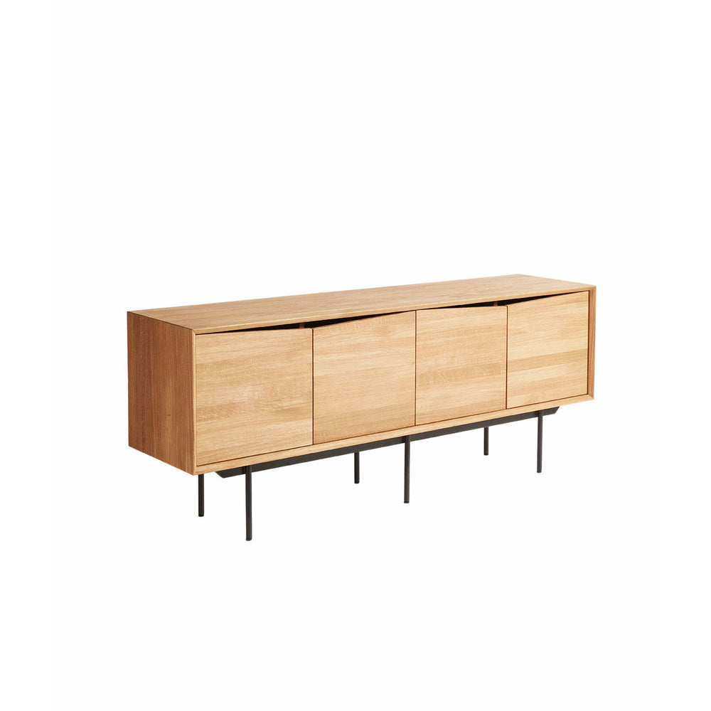 Muubs Skænk 4 døre Wing, Eg Natur/olie - B: 185 H: 72 D: 45 cm - DesignGaragen.dk.