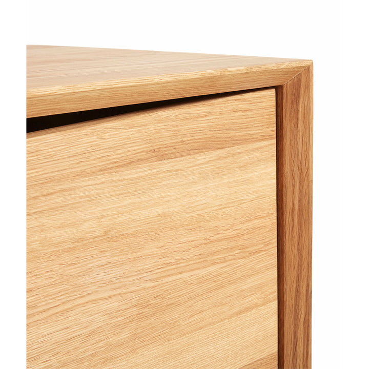Muubs Skænk 4 døre Wing, Eg Natur/olie - B: 185 H: 72 D: 45 cm - DesignGaragen.dk.