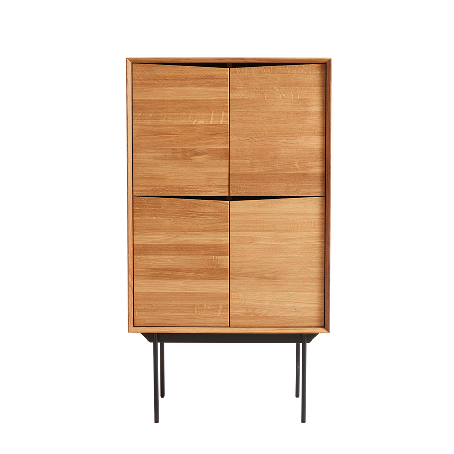 Muubs Skab høj Wing, Eg natur/olie - B: 85 H: 155 D: 45 cm - DesignGaragen.dk.