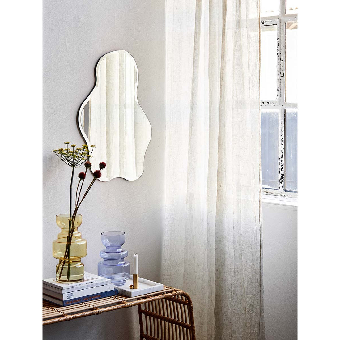 CURVE vase - lys gul - MOUD HOME - DesignGaragen.dk