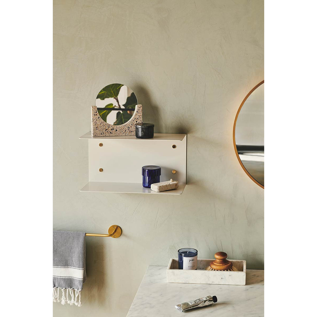 DETAIL metal hylde i beige - 40 cm