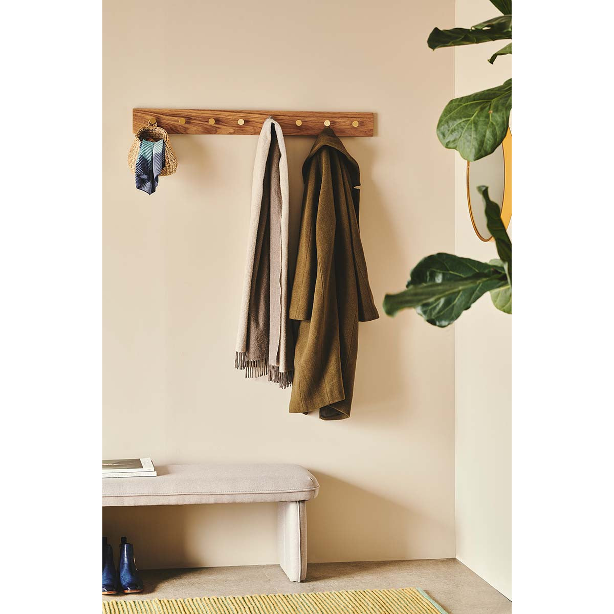OAK Knagerække Egetræ Med Messing Knager - 100 cm - MOUD HOME - DesignGaragen.dk