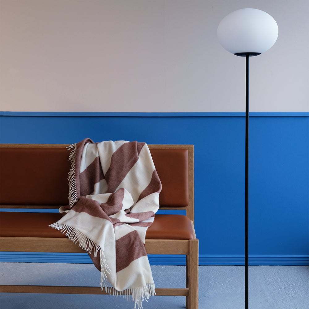 Dyberg Larsen Princess gulvlampe - Ø28xH148,5 cm - DesignGaragen.dk.