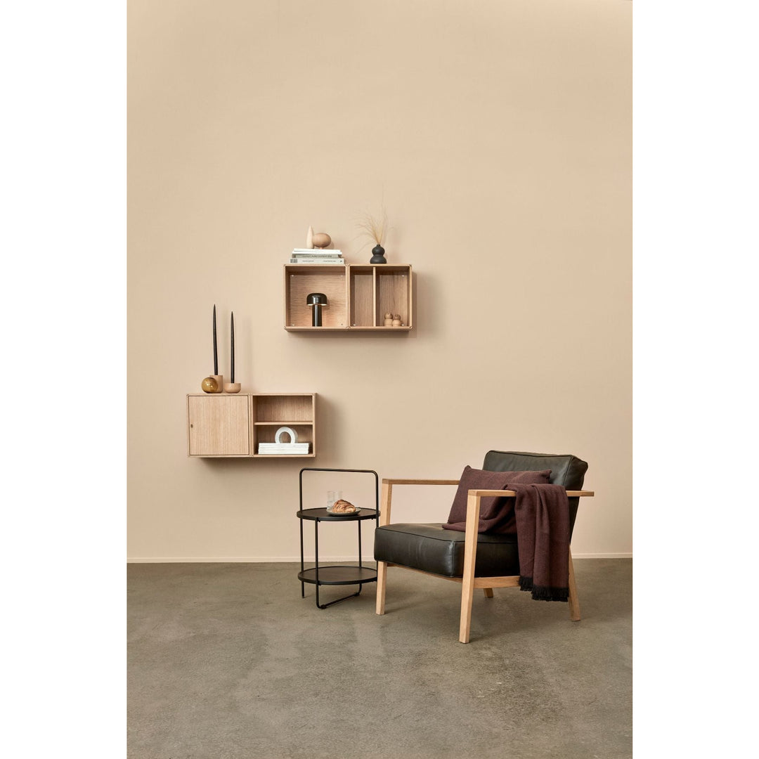 Andersen Furniture - LC1 Loungestol - sort læder/stel i eg
