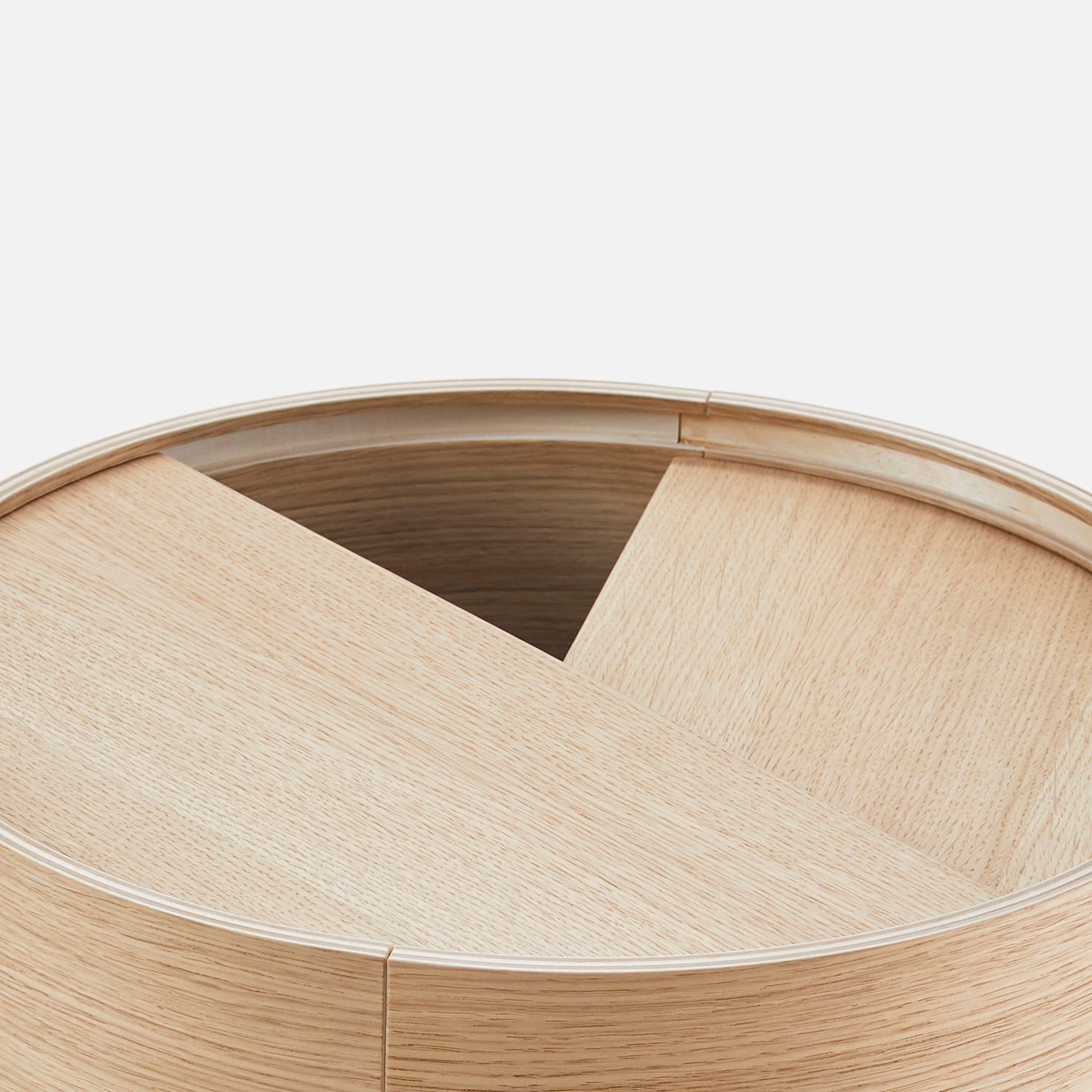 WOUD -  Arc side table (42 cm) - Oiled oak