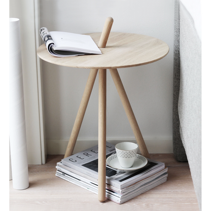 WOUD -  Come Here side table - White pigmented oak