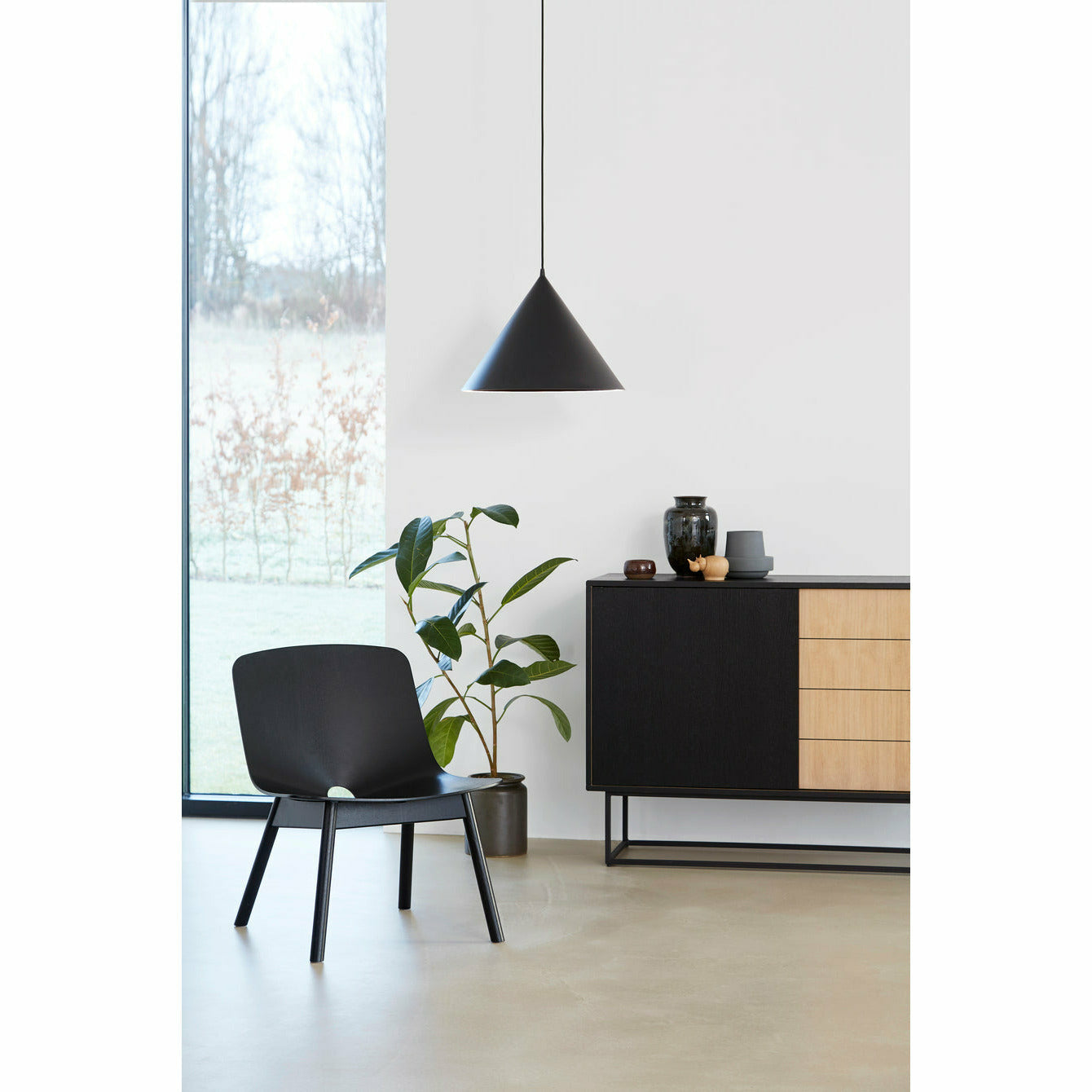 WOUD - Virka sideboard (High) - Oak/black - WOUD - DesignGaragen.dk