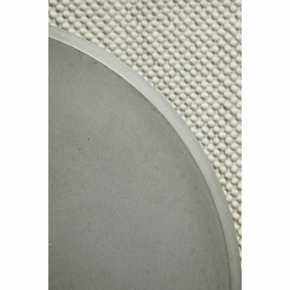 WOUD -  Soround side table - Concrete (Ø45xH44,50)