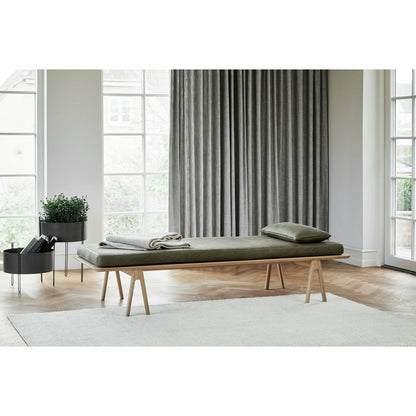 WOUD -  Level daybed - Moss green/black 190x76,50x41 cm