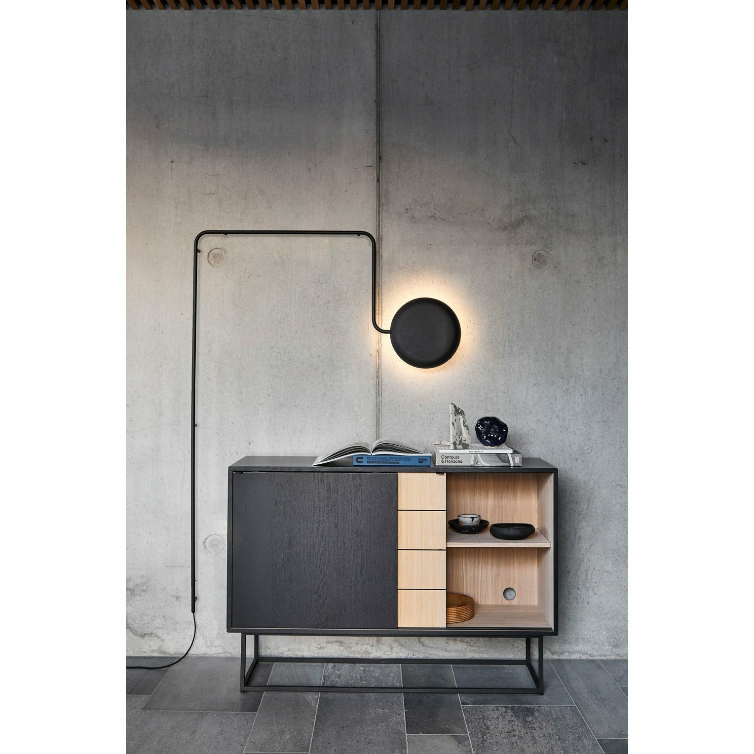 WOUD -  Virka sideboard (High) - Oak/black