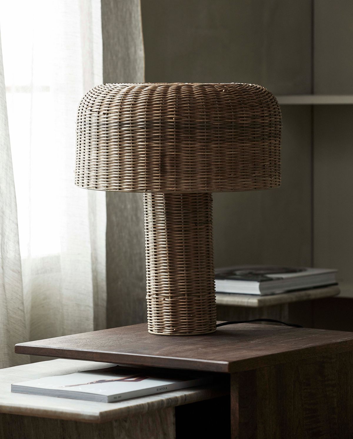 ATUM bordlampe i flettet sukkerrør - h50 cm - natur
