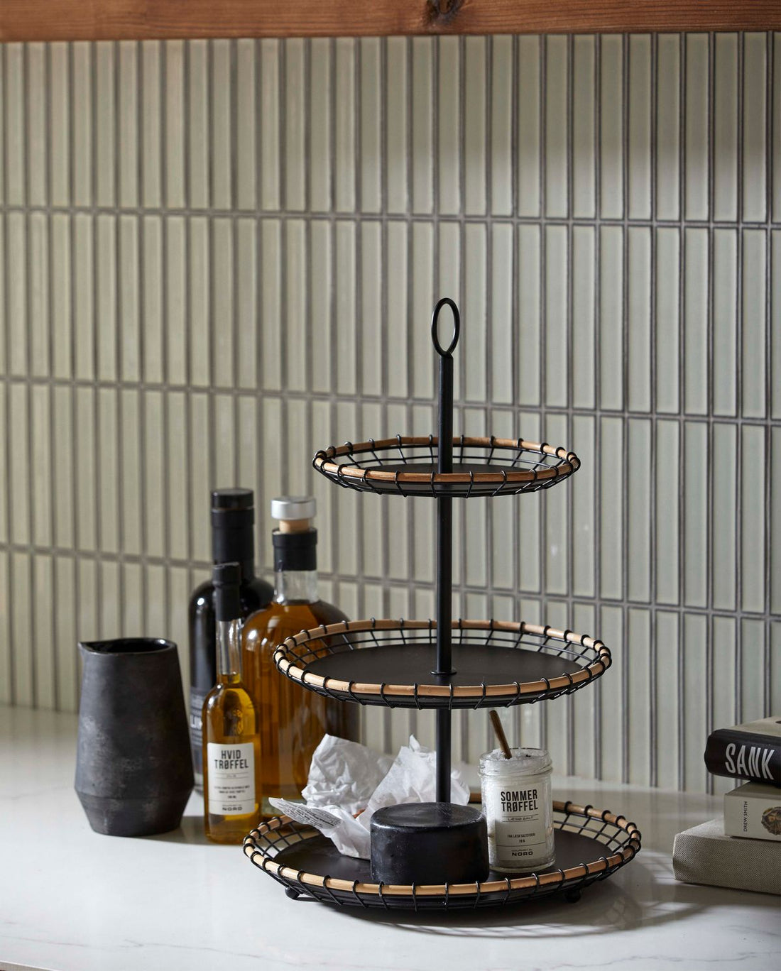 HANA etagere i metal - sort