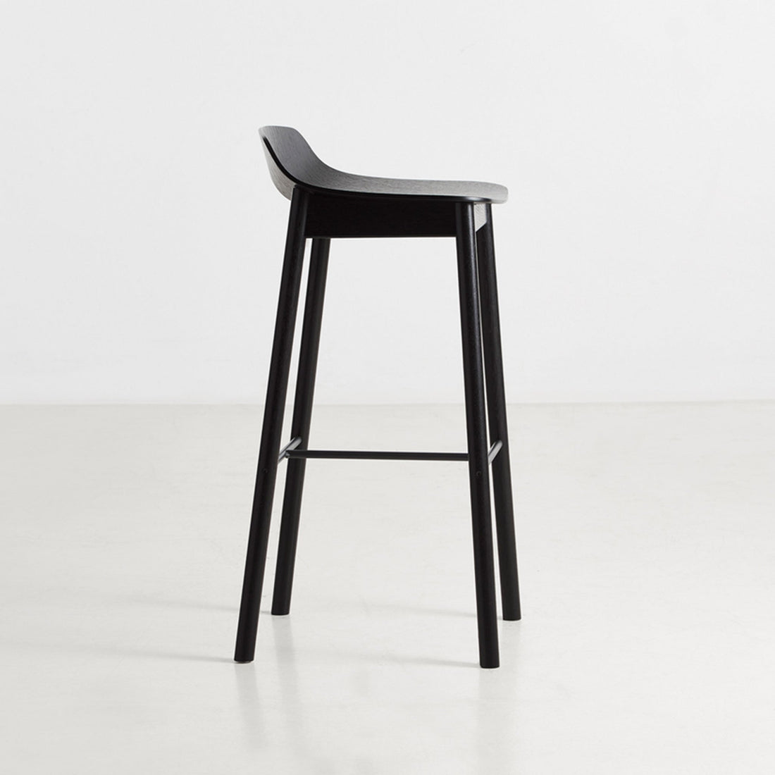 WOUD -  Mono bar stool - Black