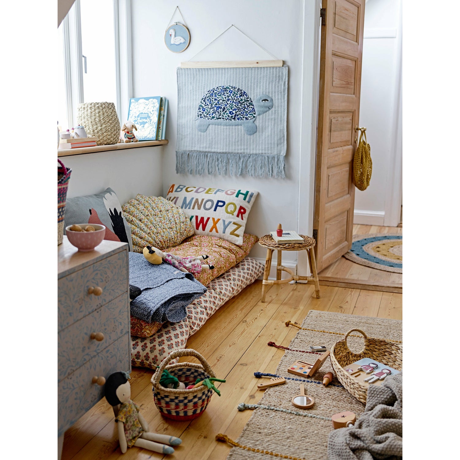 BLOOMINGVILLE MINI Clas Tæppe, Natur, Jute - L200xW50 cm - DesignGaragen.dk.