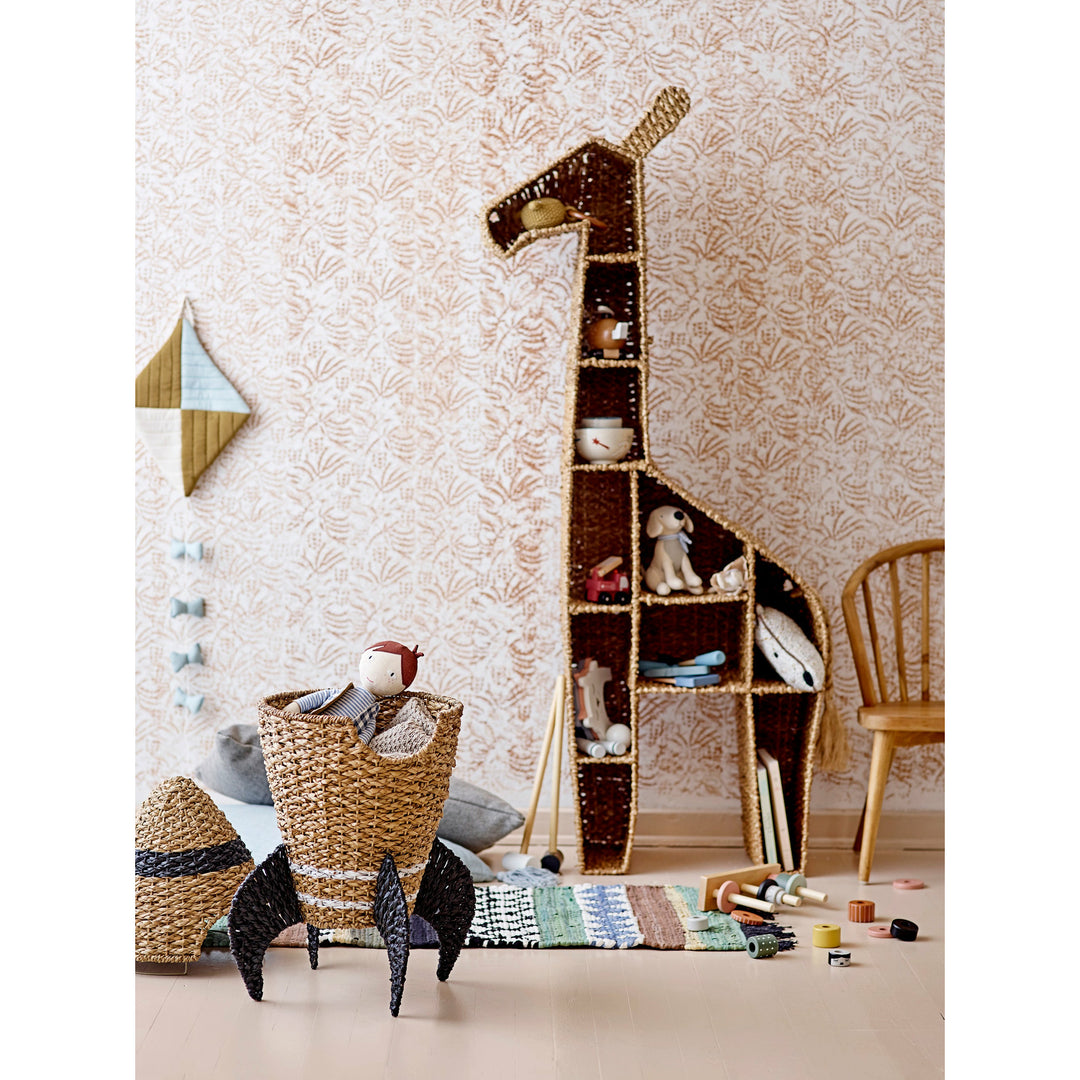 BLOOMINGVILLE MINI Kalu Bogreol, Natur, Bankuan Grass - L66xH146xW27 cm - DesignGaragen.dk.