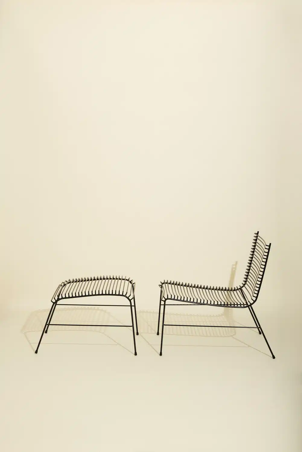 String Loungestol Sort